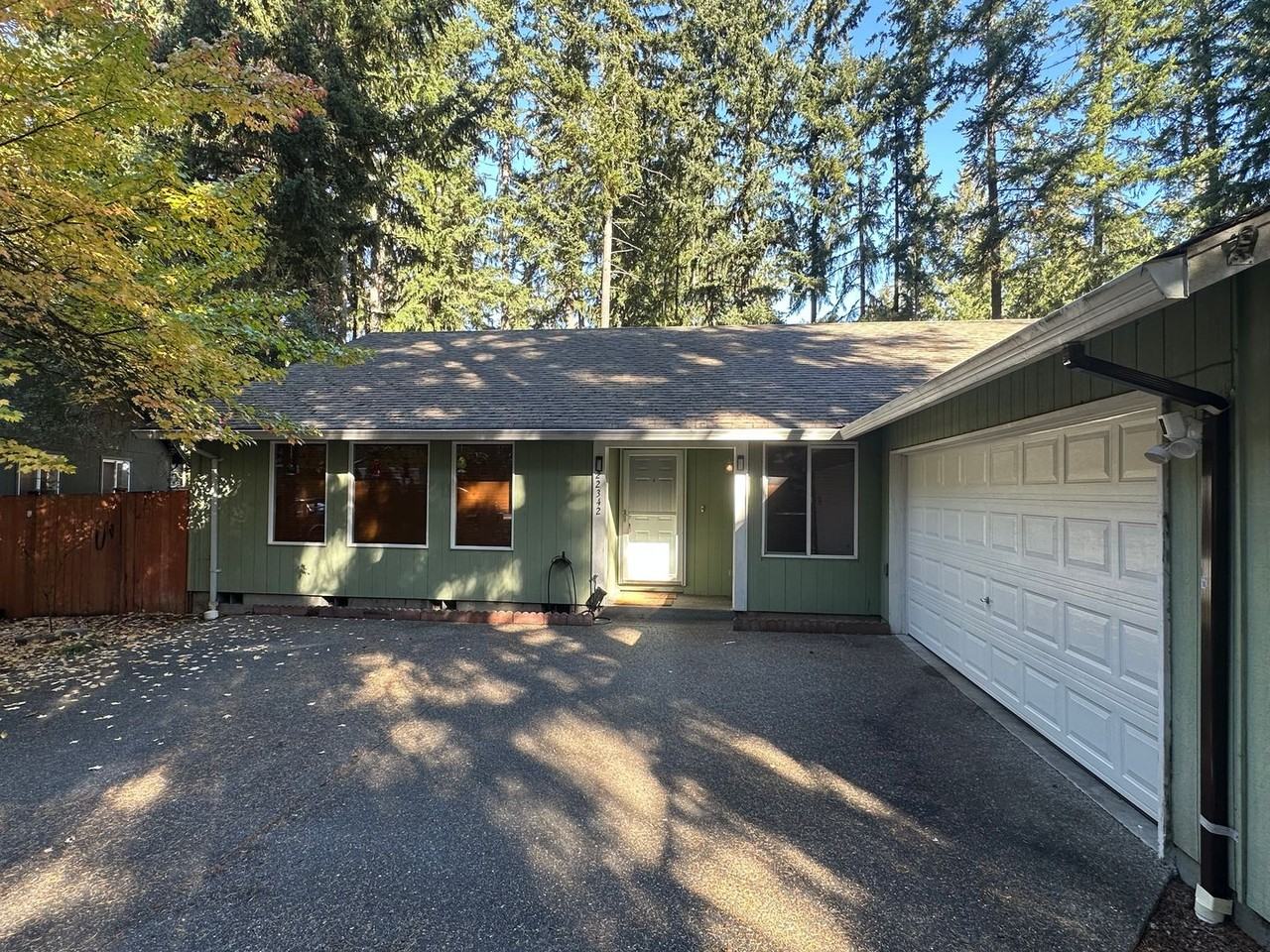 22342 Bluewater Dr Se - Photo 2 of 20