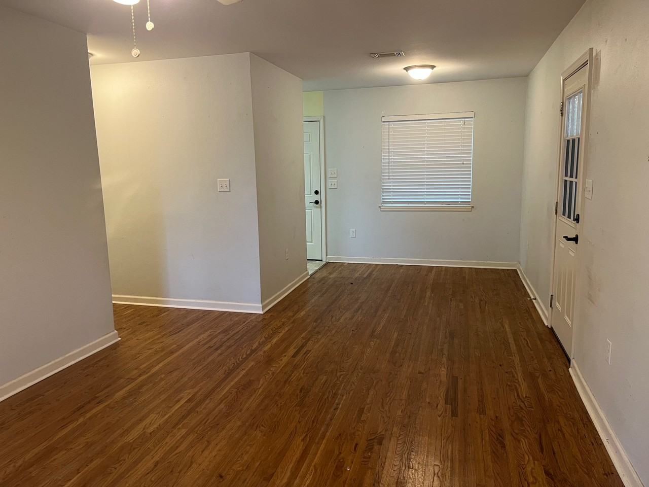 17 Rosemont Dr #1 - Photo 4 of 10