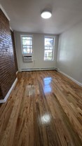 117 Magnolia AveApartment 1RF - Photo 1 of 1