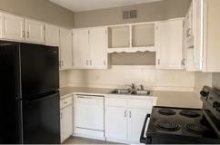 Williamsburg Apartments - Photo 1 of 1