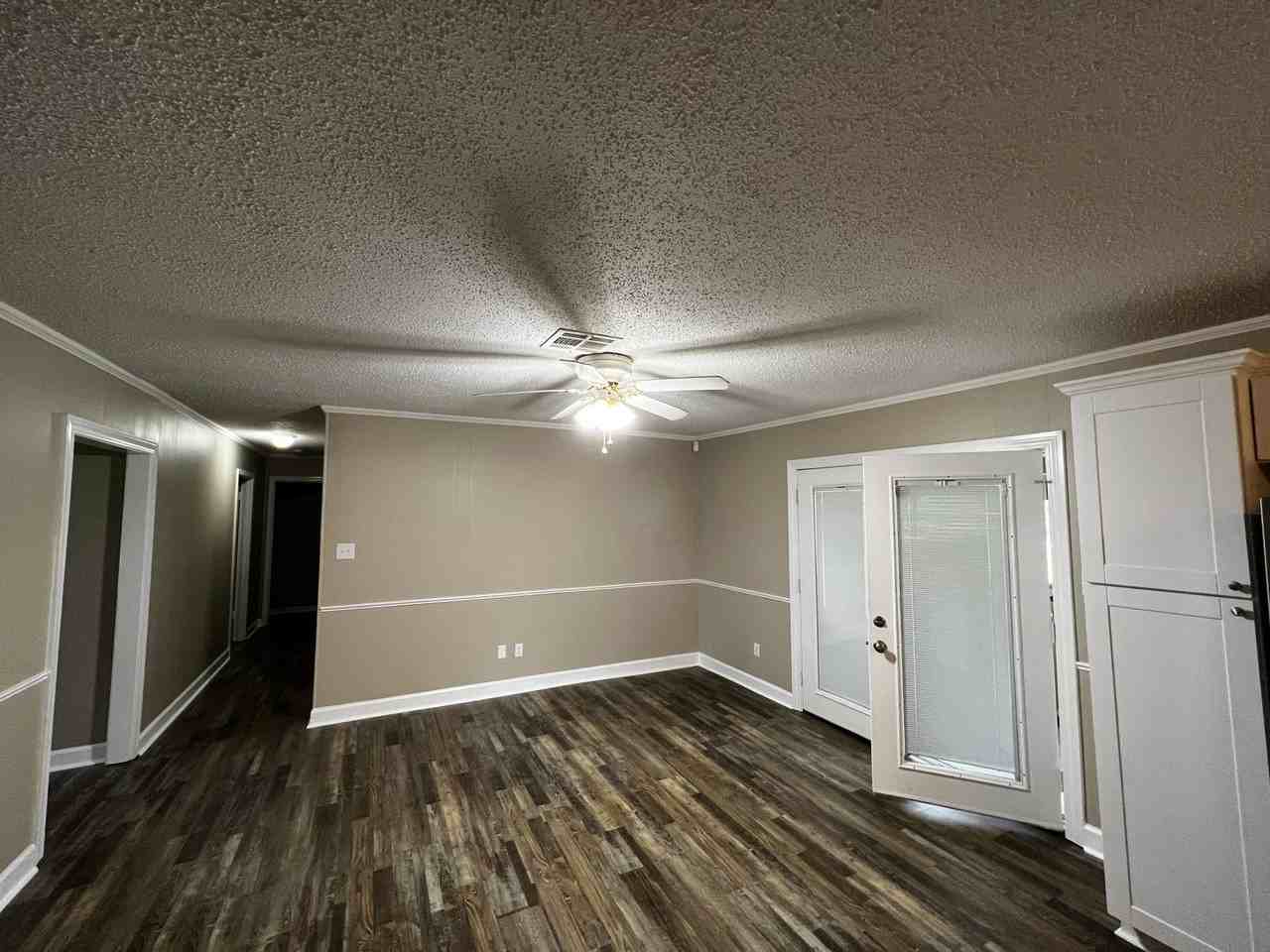 135 Driftwood Dr - Photo 7 of 19