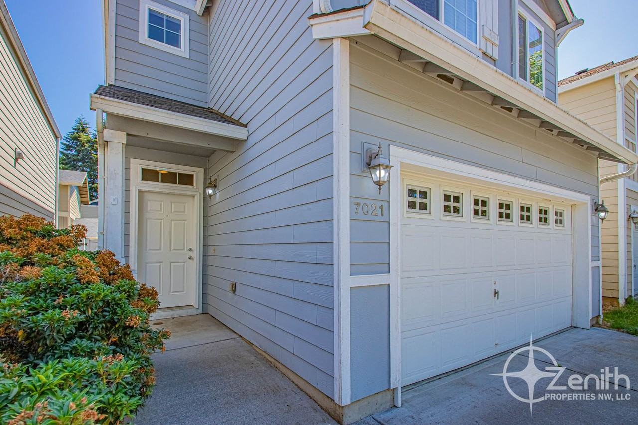 7021 Ne 55th St - Photo 5 of 32