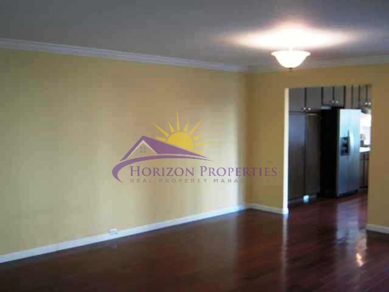 210 Dunbarton Cir - Photo 3 of 27
