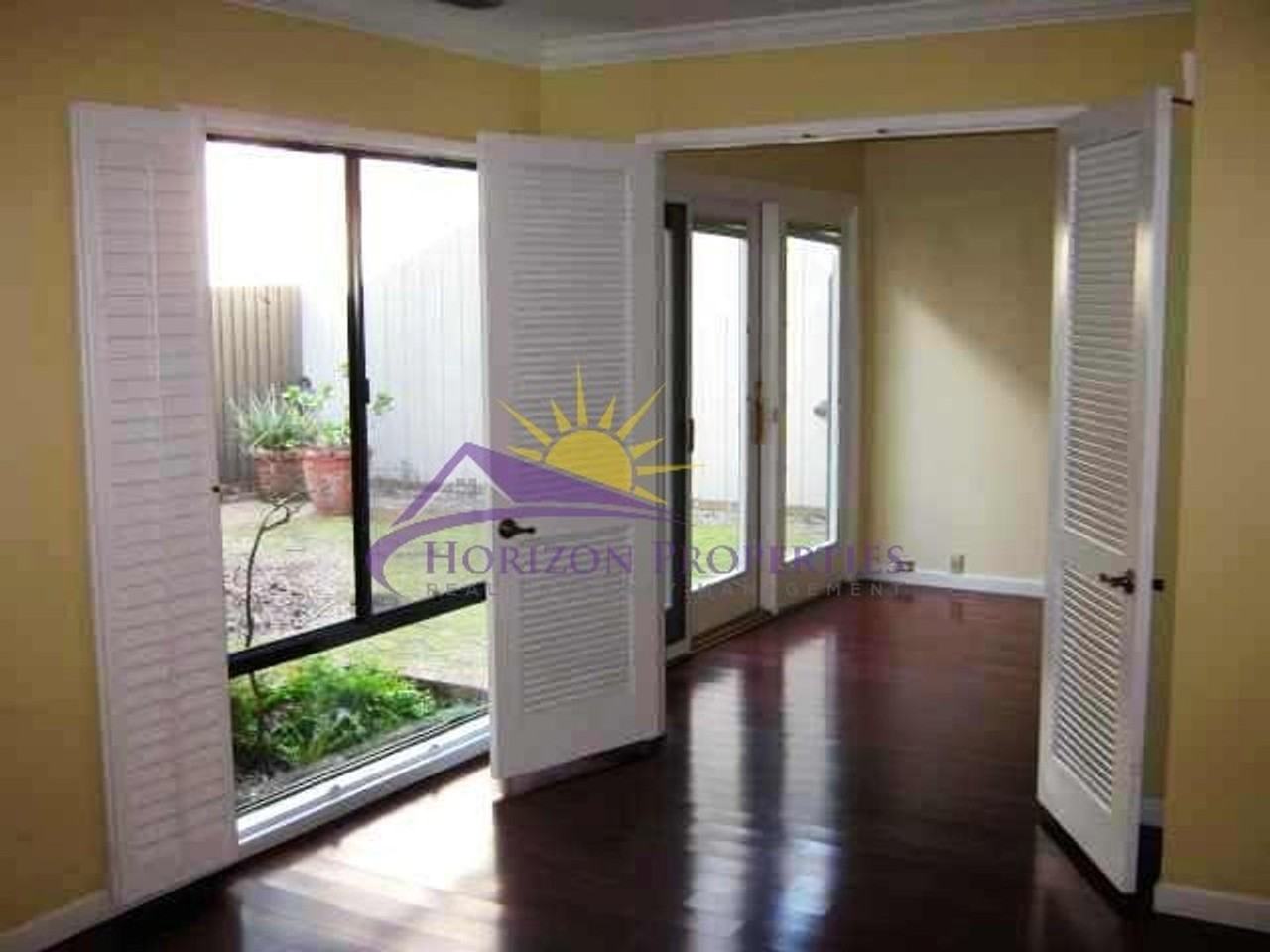 210 Dunbarton Cir - Photo 5 of 27