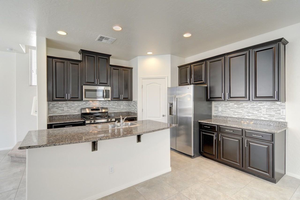 5487 Funks Grove Ln - Photo 2 of 15