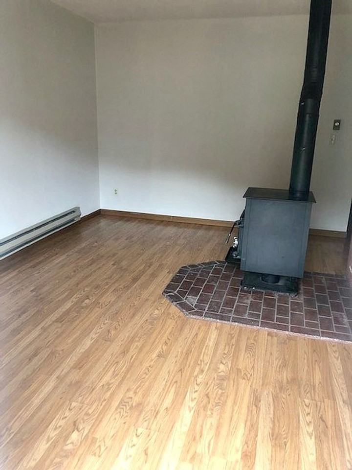 200 S E Ave #104 - Photo 3 of 14