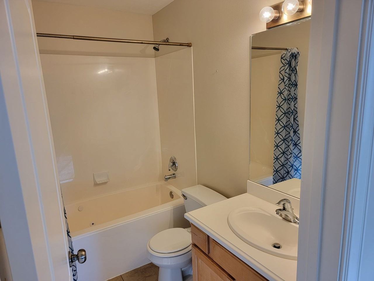 2017 E 7205 S - Photo 7 of 20