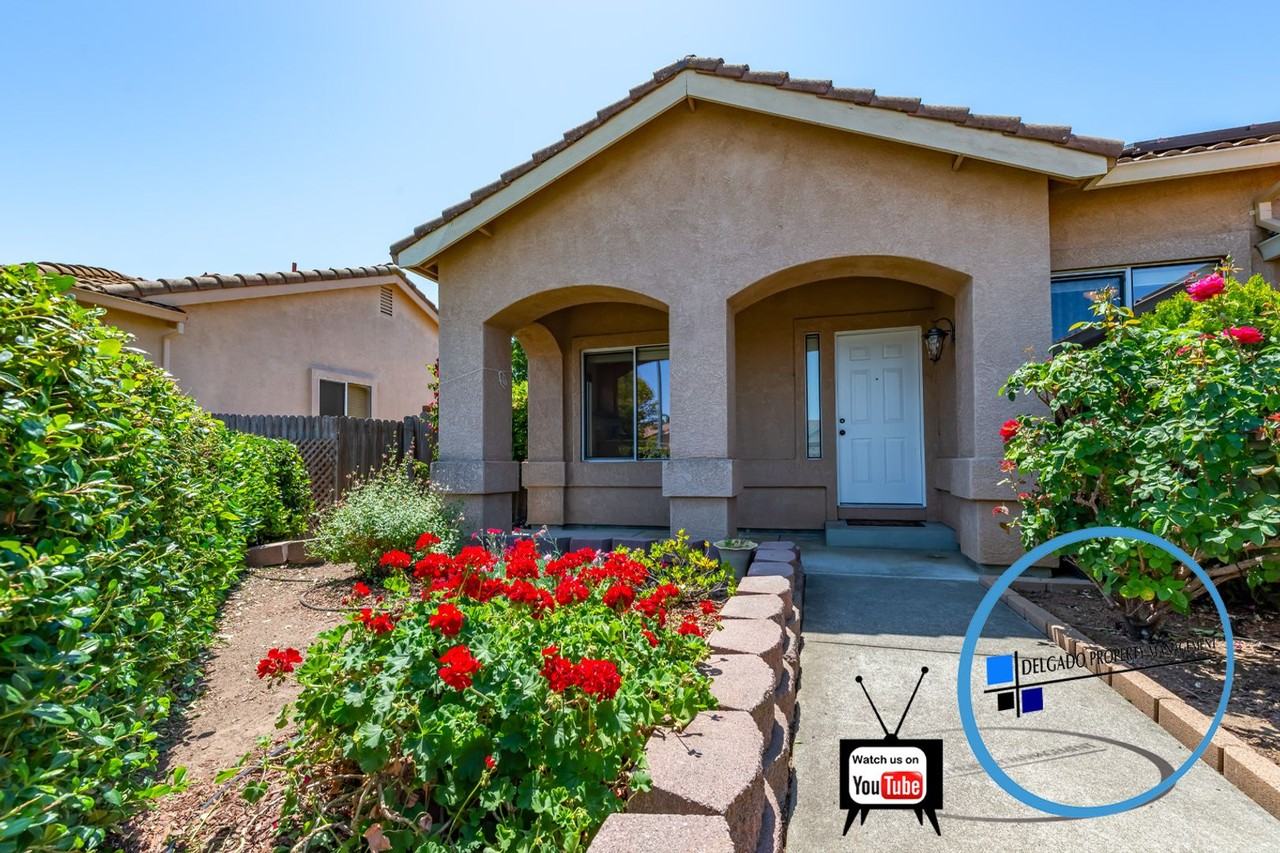 740 Palermo Dr - Photo 2 of 18