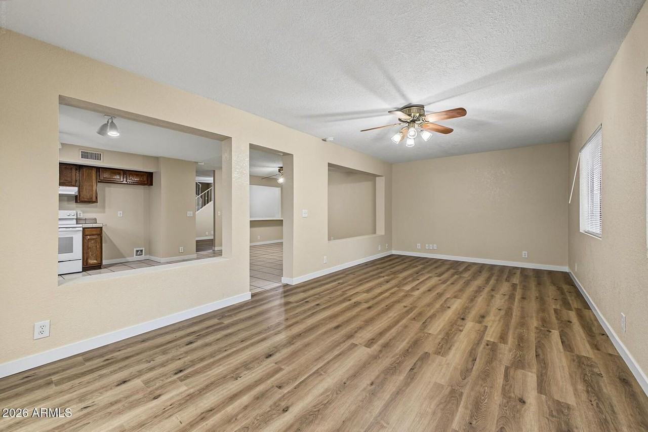 5028 W Evans Dr - Photo 4 of 19