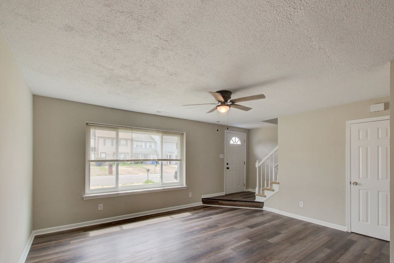5375 Grand Lake Cres - Photo 5 of 50