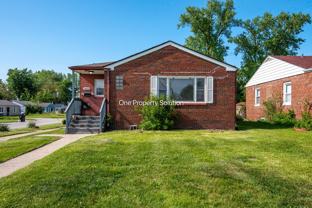 1450 W 35th Ave #1 - Photo 1 of 1
