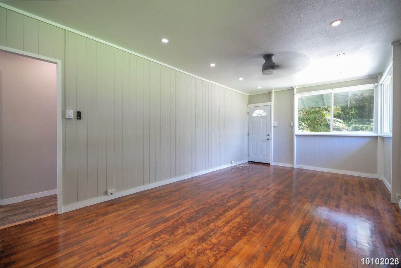 42 Karsten Dr - Photo 4 of 21