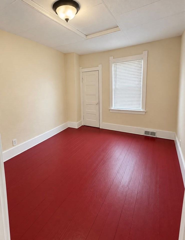 5630 Edgewater Dr - Photo 5 of 7