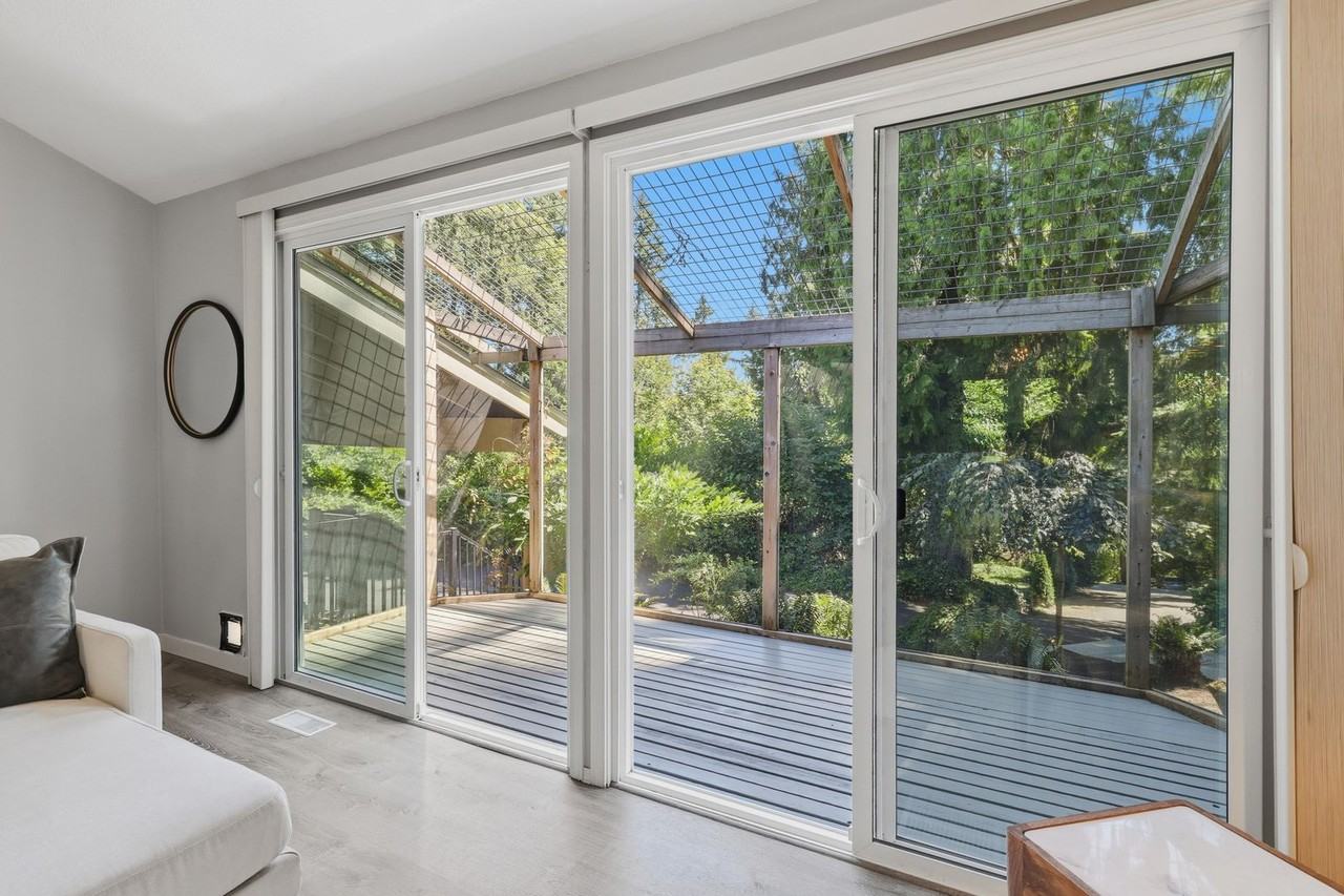 2209 W Lake Sammamish Pkwy Ne - Photo 6 of 50