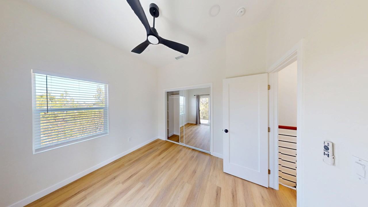 5028 Faber Way - Photo 5 of 14