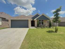 6109 Nw 158th St - Photo 1 of 1