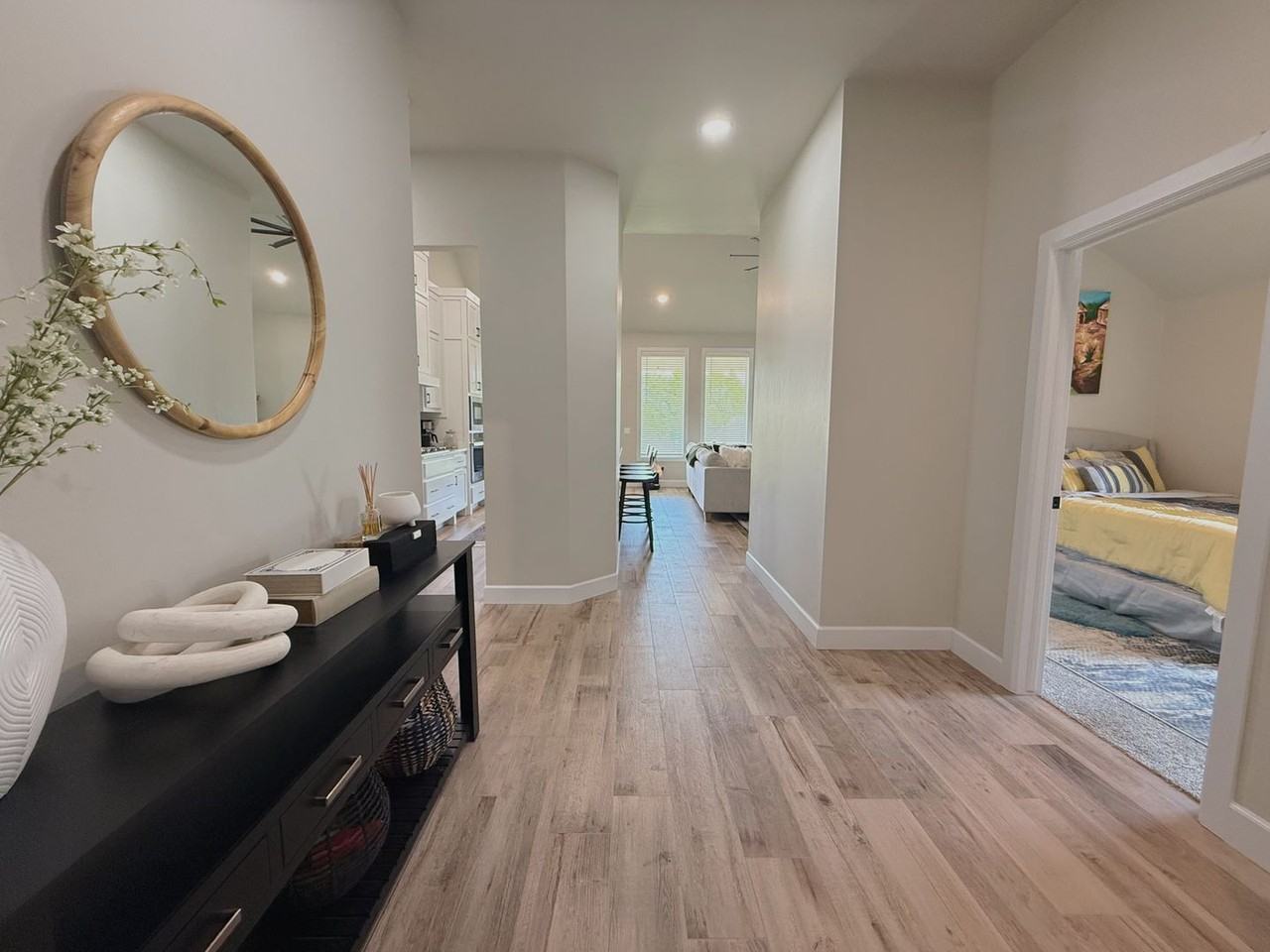 6109 Nw 158th St - Photo 2 of 26