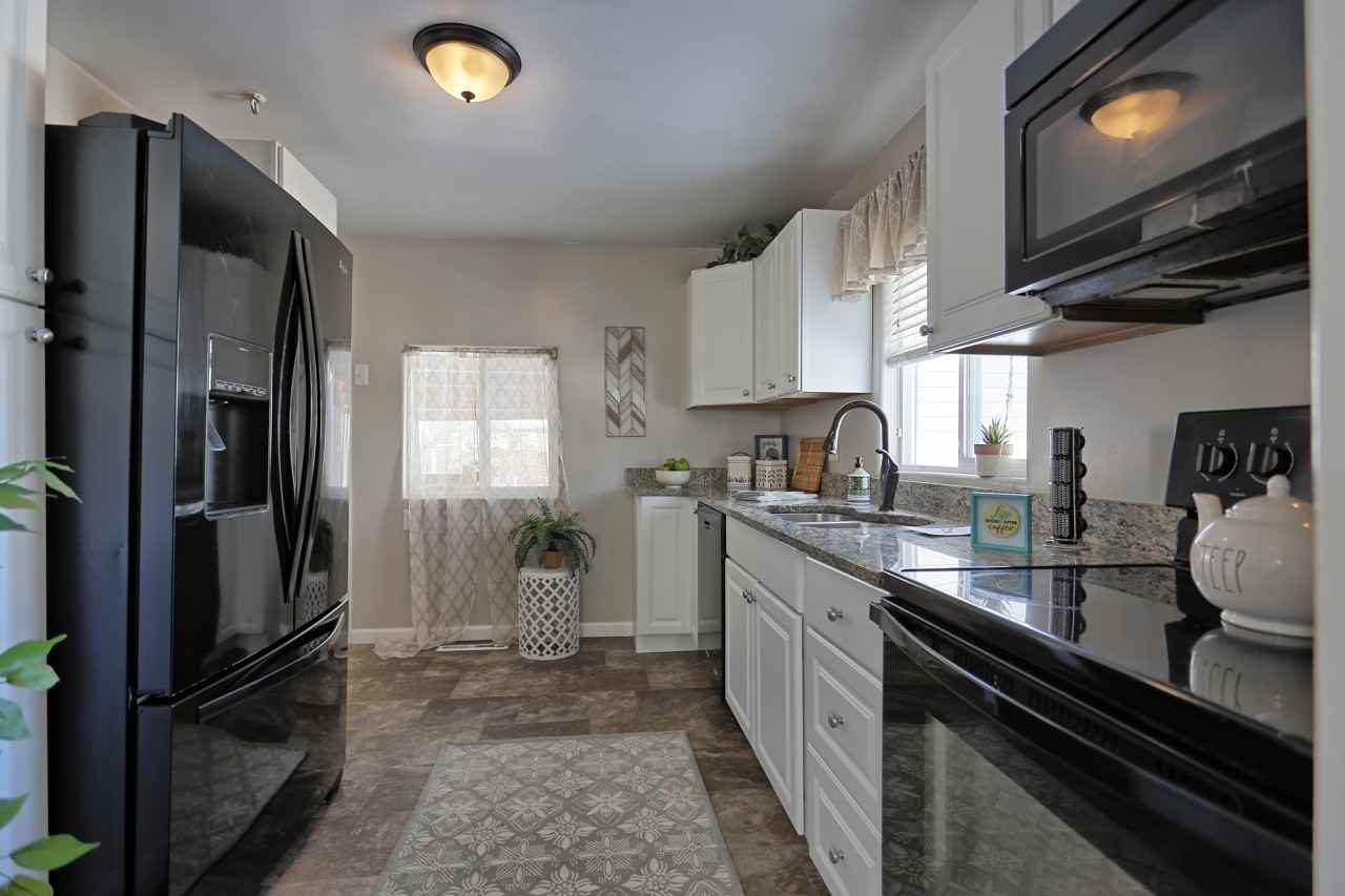 906 Payne Ave #1 - Photo 3 of 13