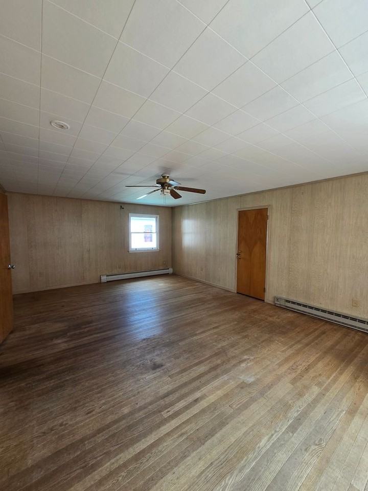 320 State St - Photo 6 of 15