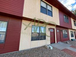 featured image of 186 186 - 192 E Spaulding Ave