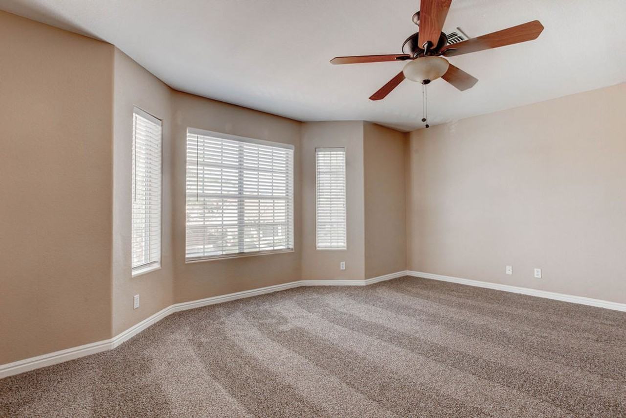 3170 Appleblossom Cir - Photo 5 of 50