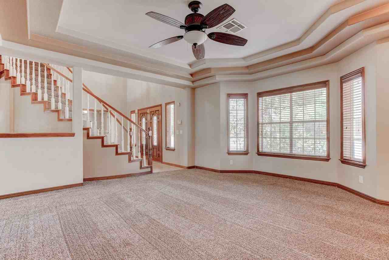 3170 Appleblossom Cir - Photo 7 of 50