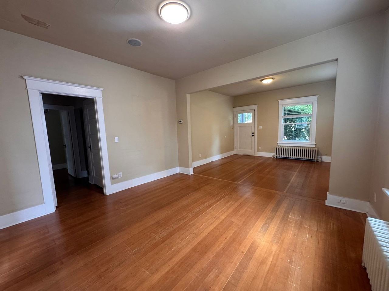 747 S Henderson St - Photo 6 of 17