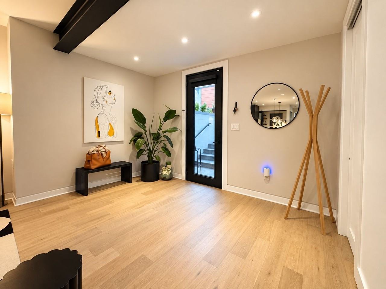 1471 Girard St Nw #1 - Photo 3 of 21