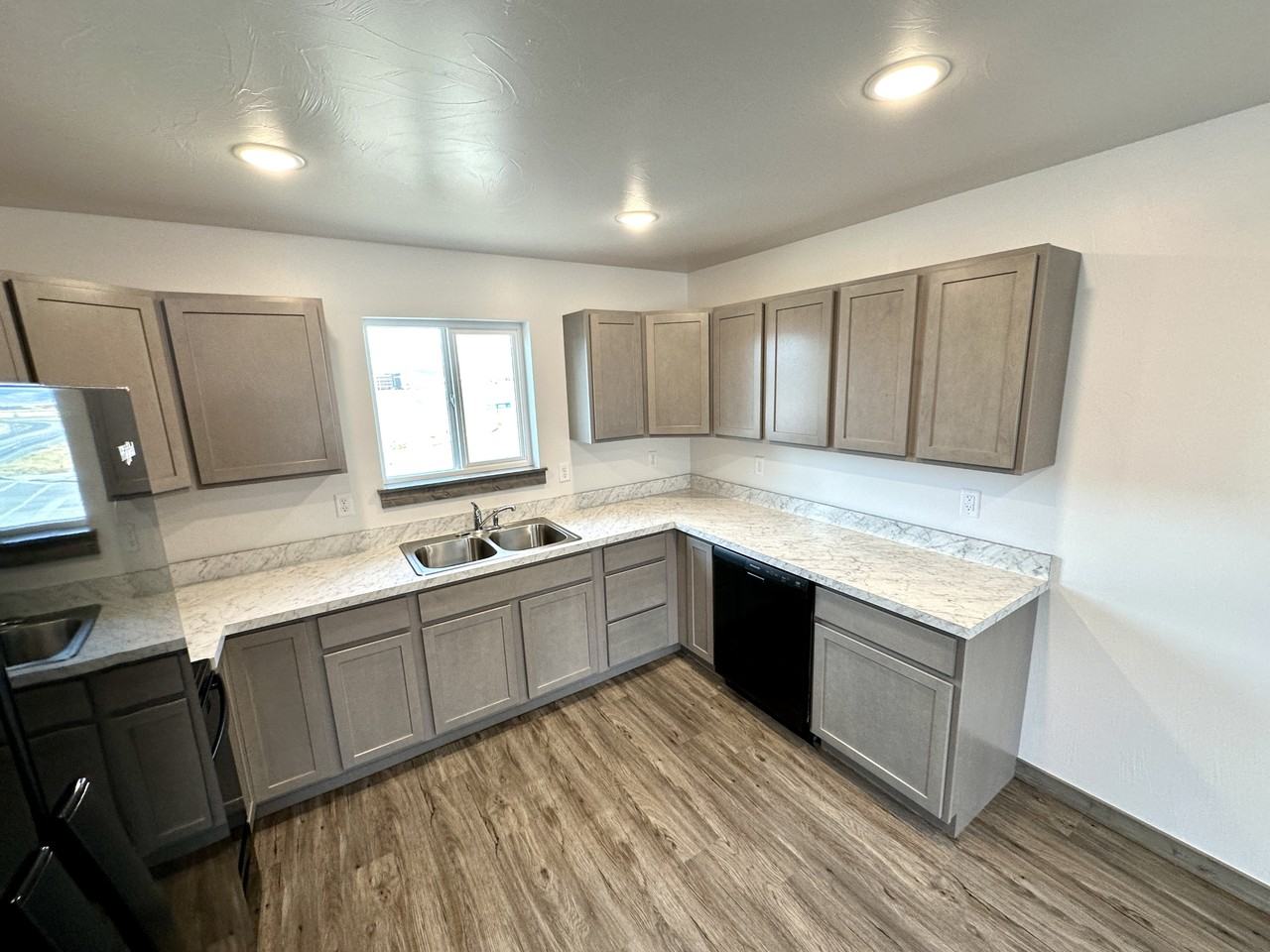 3191 Queen Annes St #3 - Photo 7 of 13