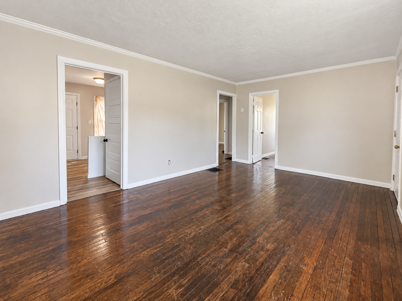 2372 Delbert Rd - Photo 4 of 14
