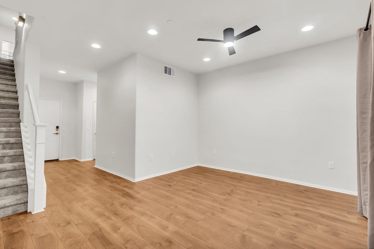 17054 Traditions Way - Photo 5 of 28