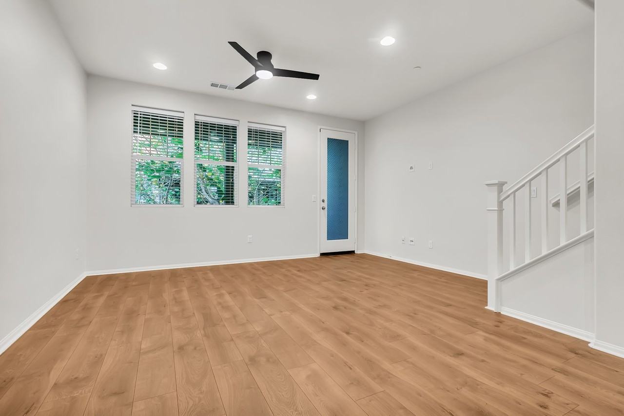 17054 Traditions Way - Photo 6 of 28