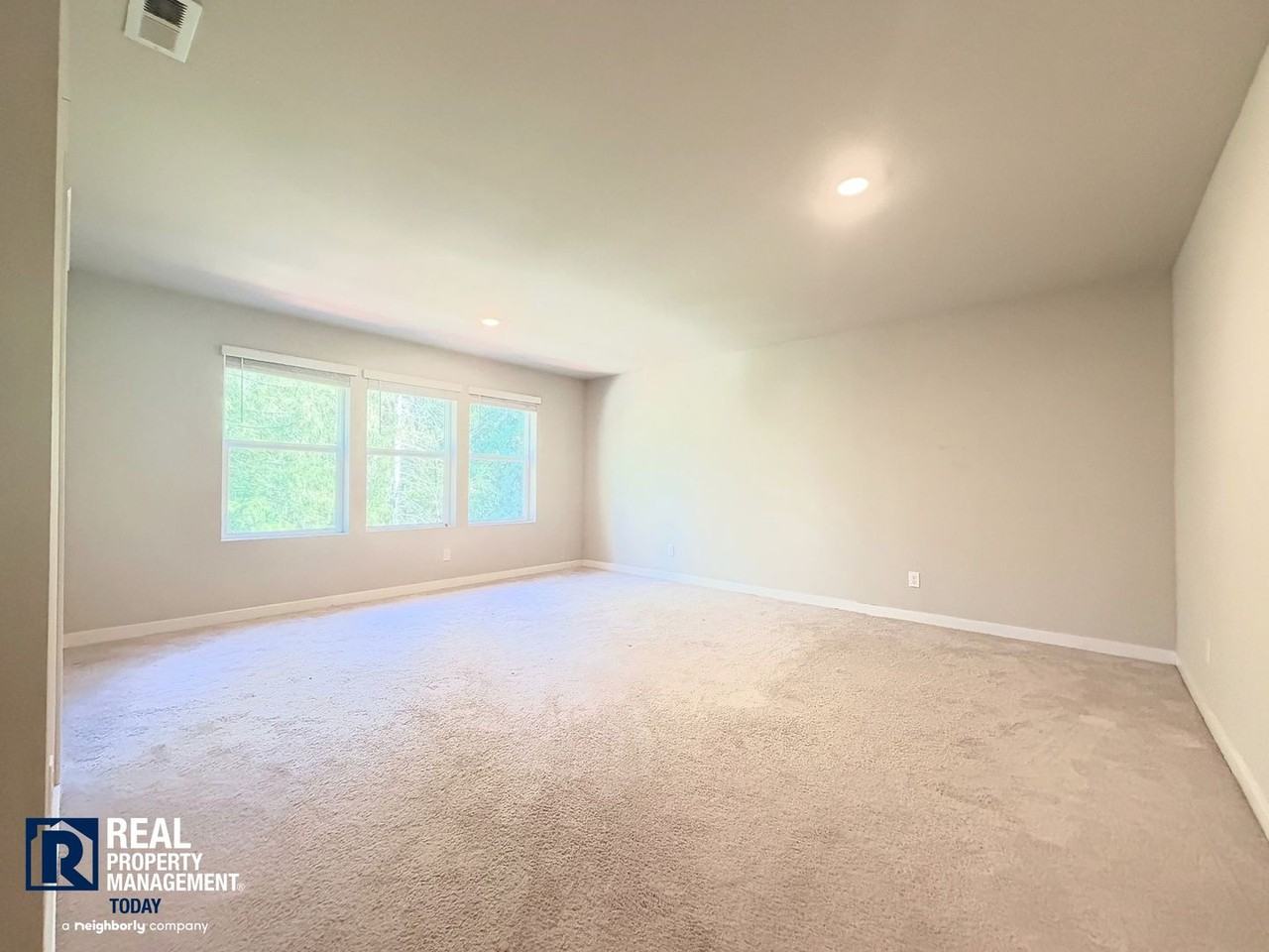 15415 199th Ave E - Photo 5 of 11