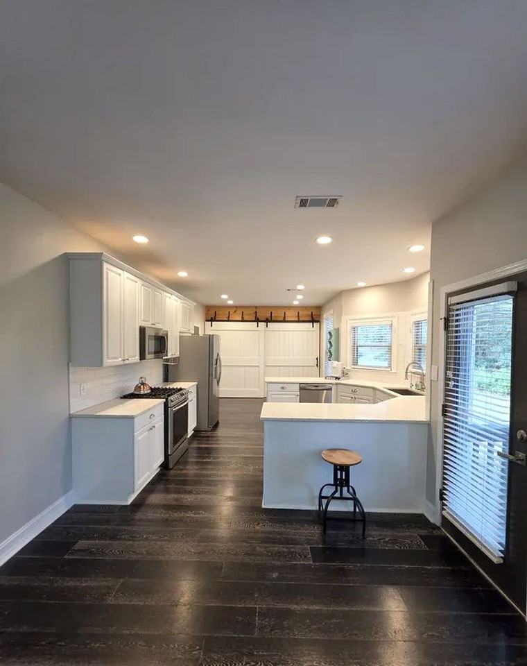 2905 The Terraces Way - Photo 3 of 24