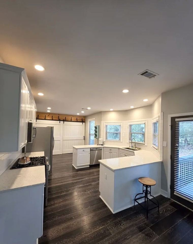 2905 The Terraces Way - Photo 5 of 24
