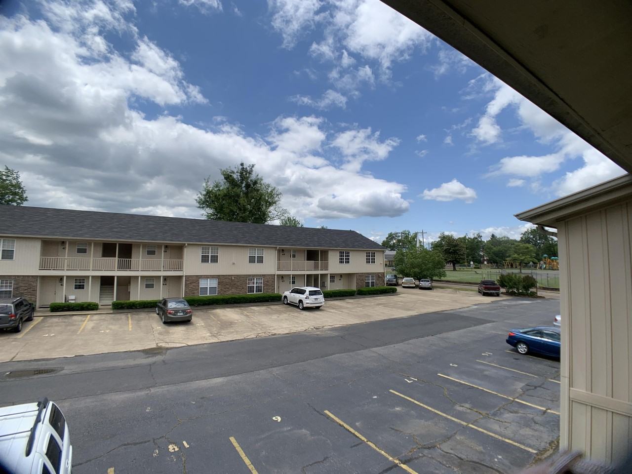 Chateau Apartments - Photo 3 of 50