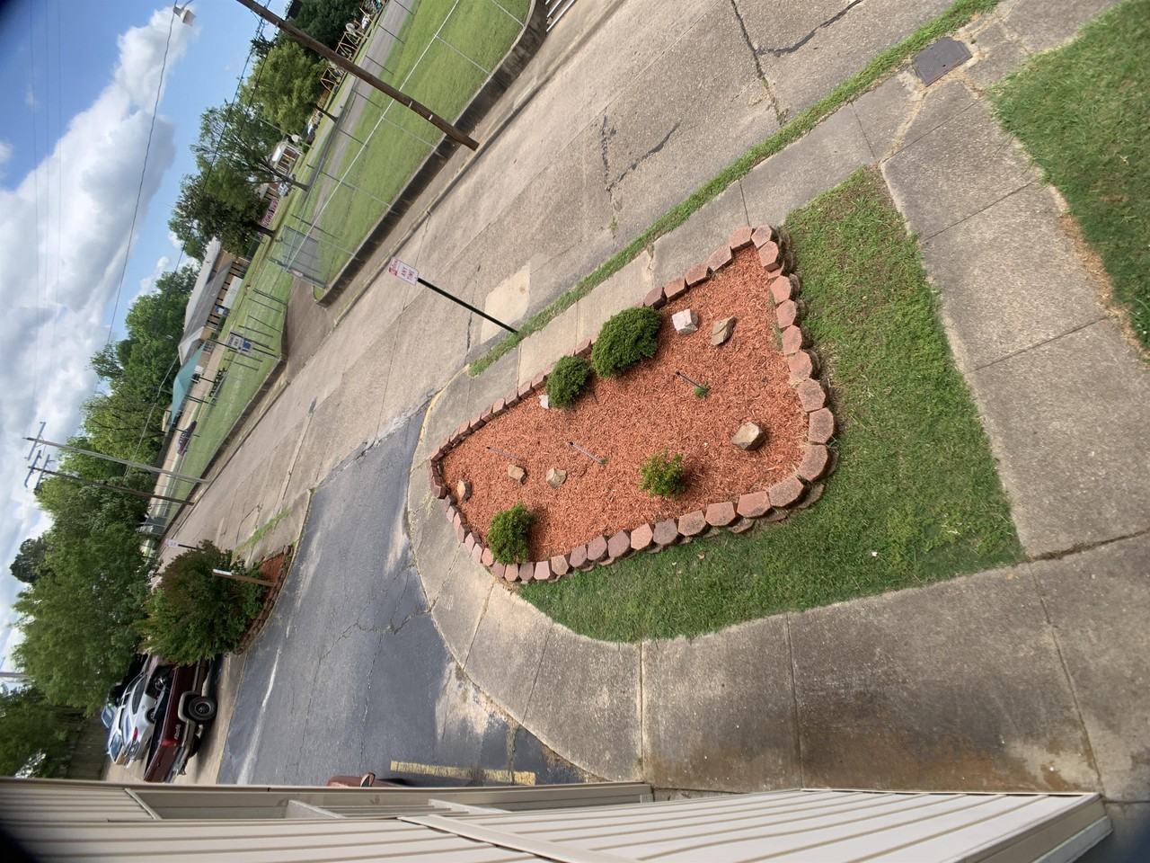 Chateau Apartments - Photo 7 of 50