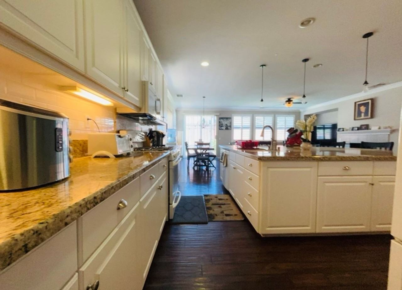 1368 Mandrake Way - Photo 3 of 16