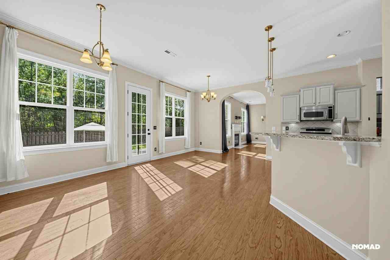 1603 Morehead Hill Ct - Photo 6 of 23