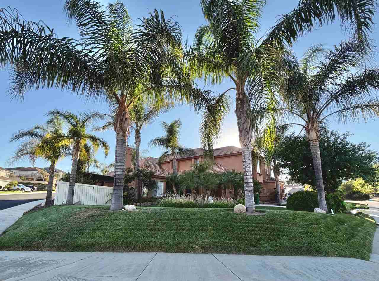23183 Joaquin Ridge Dr - Photo 2 of 37