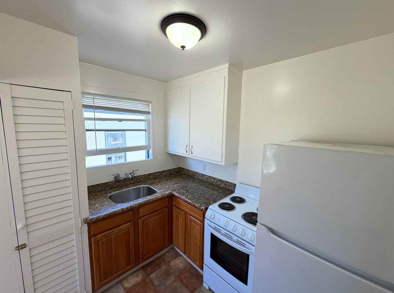 931 Chestnut St. - Photo 6 of 21