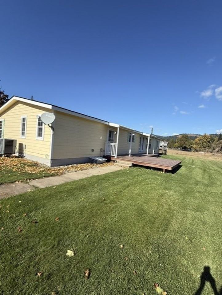 1781 Nelson Siding Rd - Photo 3 of 22