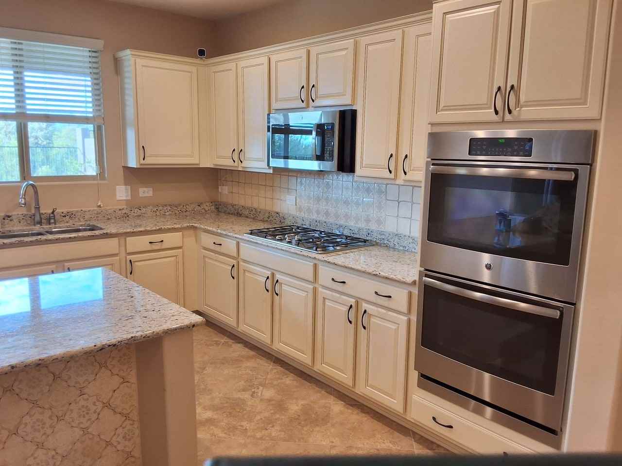 12185 N Meditation Dr - Photo 6 of 30