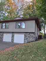 5019 Shoreline Dr - Photo 1 of 1