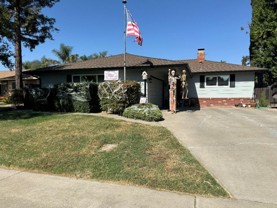 420 Greenwood Dr - Photo 1 of 1