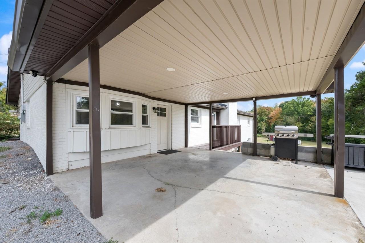 121 Cumberland Cir - Photo 4 of 14