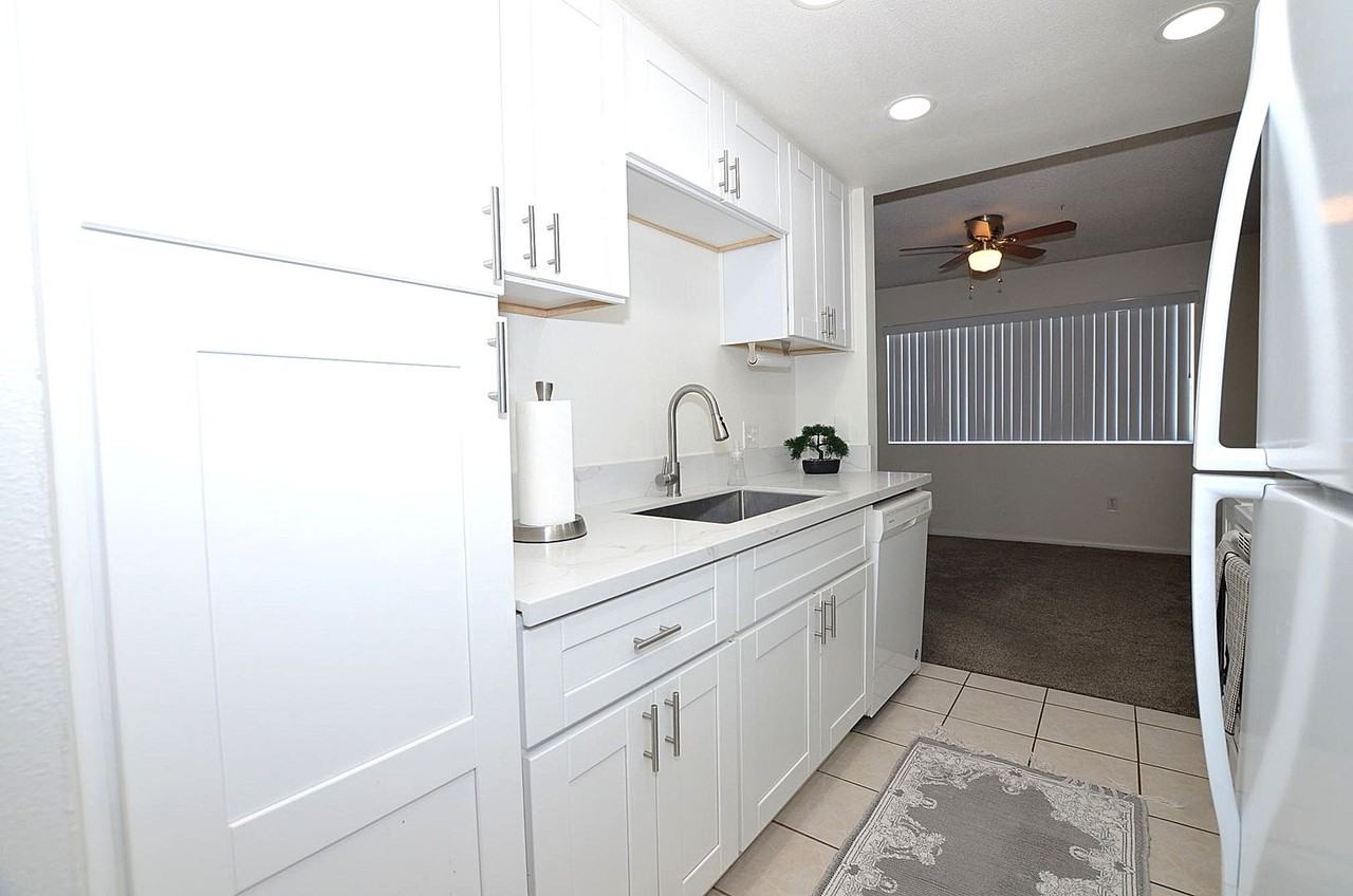 333 Orange Ave #41 - Photo 4 of 37