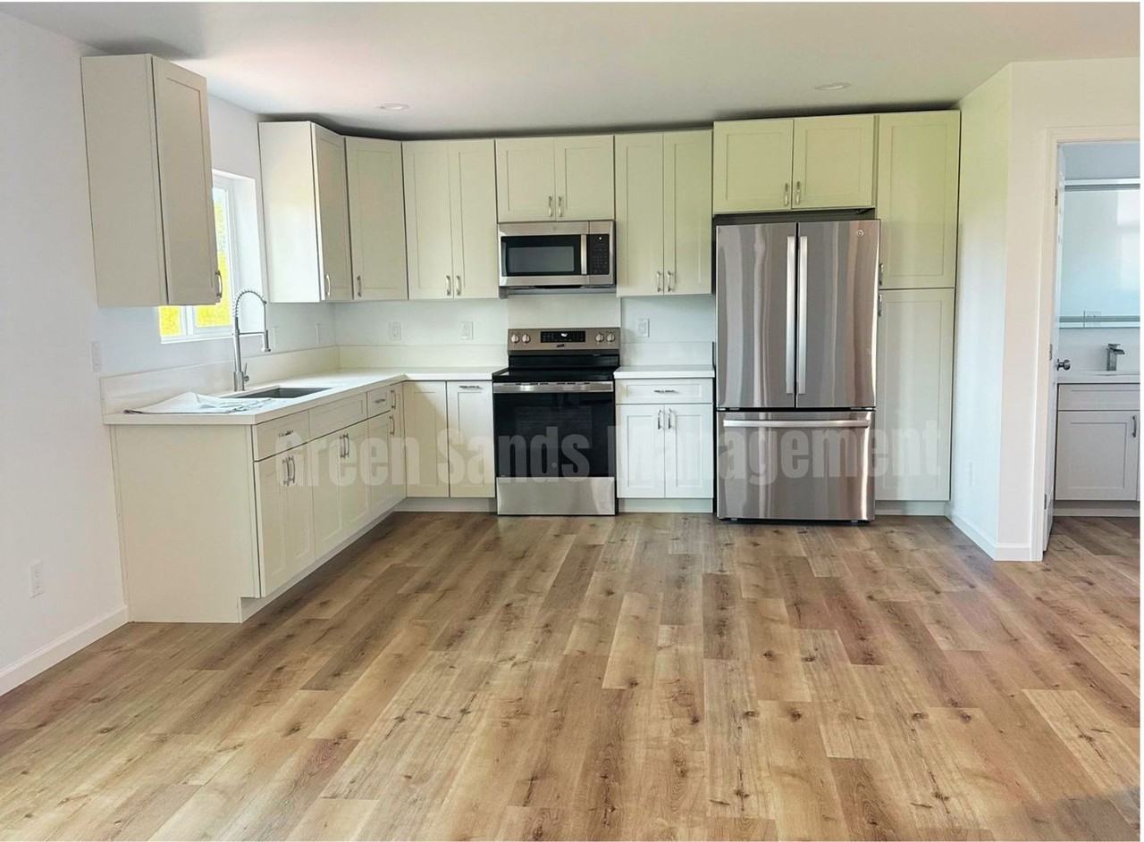 15-1519 11th Ave - Photo 2 of 10