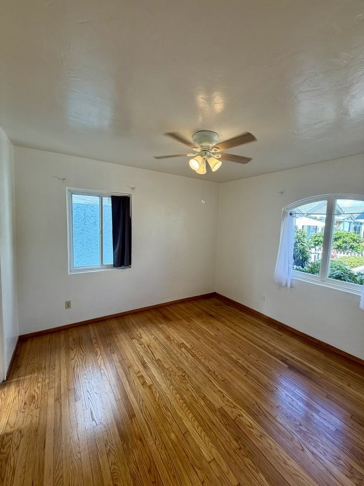 5073-5085 Voltaire St. - Photo 5 of 19