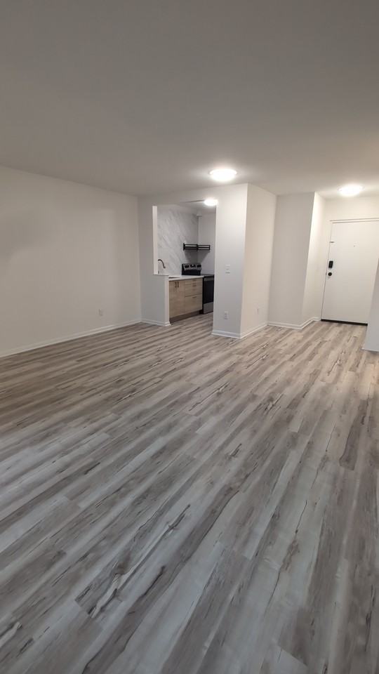 411 Grandin Avenue - Photo 3 of 14